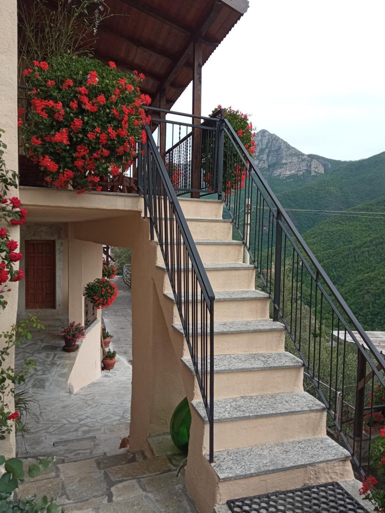 Agriturismo U'Spigu Nonna Annetta Nasino Εξωτερικό φωτογραφία